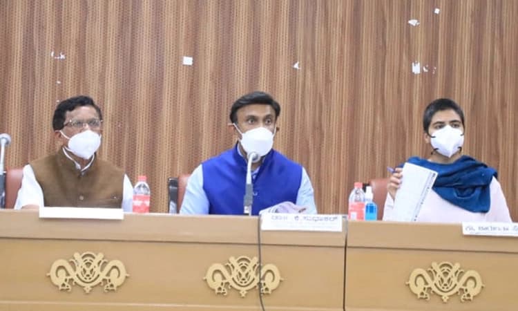 ಹೊರಗುತ್ತಿಗೆ ಸಿಬ್ಬಂದಿಗೆ ನಿಯಮಿತವಾಗಿ ವೇತನ ನೀಡದಿದ್ದರೆ ಶಿಸ್ತುಕ್ರಮ : ಸಚಿವ ಸುಧಾಕರ್‌