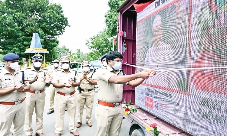 ಡ್ರಗ್ಸ್‌ ಮಾರಾಟ ಕಂಡರೆ ಮಾಹಿತಿ ನೀಡಿ: ಶ್ರೀನಿವಾಸುಲು