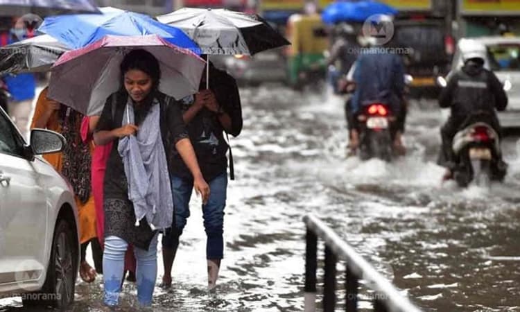 ಕೇರಳದಲ್ಲಿ ಮಳೆಗೆ ಒಂದೇ ದಿನ 6 ಸಾವು: ನಾಳೆ 10 ಜಿಲ್ಲೆಗಳಿಗೆ ರೆಡ್‌ ಅಲರ್ಟ್‌