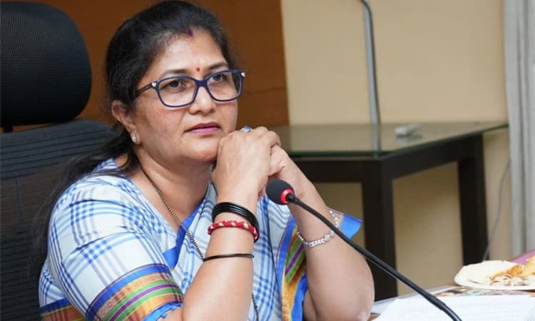 ವರಮಹಾಲಕ್ಷ್ಮಿ ವ್ರತ: ಮುಜರಾಯಿ ದೇವಸ್ಥಾನಗಳಲ್ಲಿ ಮಹಿಳೆಯರಿಗೆ ಅರಿಶಿನ-ಕುಂಕುಮ