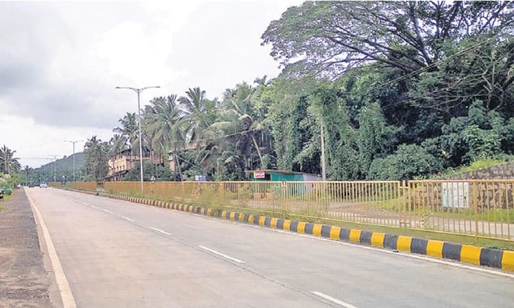 ಉದ್ಘಾಟನೆಯಾಗಿ 5 ತಿಂಗಳು ಕಳೆದರೂ ಉರಿಯದ ಬೀದಿ ದೀಪ