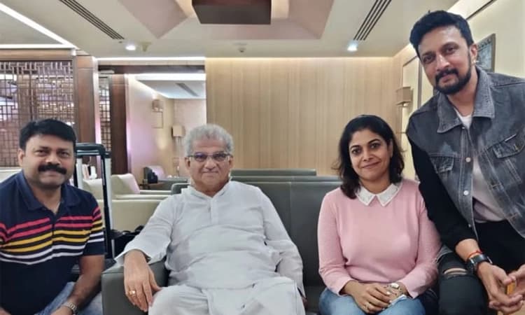 ಡಾ. ವೀರೇಂದ್ರ ಹೆಗ್ಗಡೆ ಅವರ ಆಶೀರ್ವಾದ ಪಡೆದ ಕಿಚ್ಚ ಸುದೀಪ್ ದಂಪತಿ