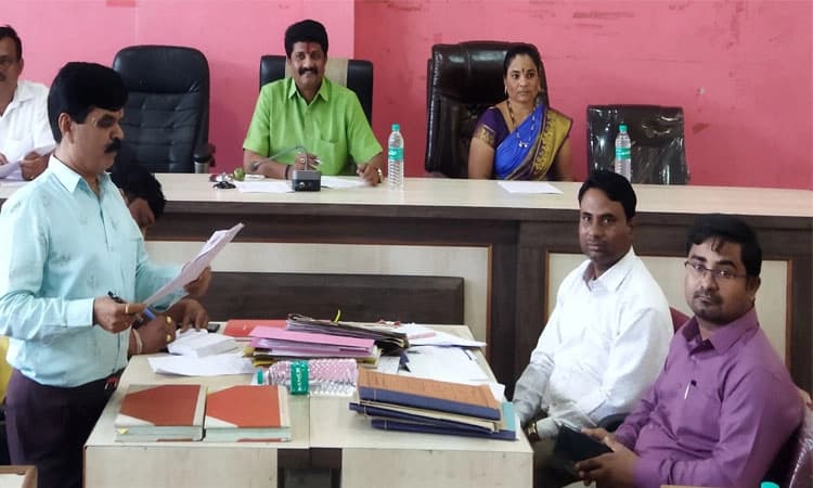 ಪಟ್ಟಣದ ಸಮಗ್ರ ಅಭಿವೃದ್ಧಿಗೆ ಆದ್ಯತೆ