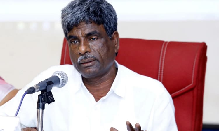 ಸಚಿವರಿಂದ ನಿಗಮಗಳ ಪ್ರಗತಿ ಪರಿಶೀಲನೆ : ಶೇ.100 ಗುರಿ ಸಾಧಿಸಲು ಅಧಿಕಾರಿಗಳಿಗೆ ಸೂಚನೆ