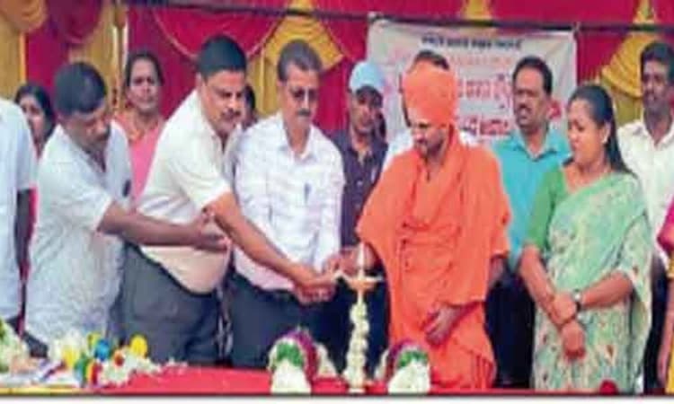 ದೇಶ ಕ್ರೀಡಾ ಕ್ಷೇತ್ರದಲ್ಲಿ ಬಹಳ ಸಾಧನೆ ಮಾಡುತ್ತಿರುವುದು ಸಂತೋಷದ ವಿಷಯ: ಸ್ವಾಮೀಜಿ