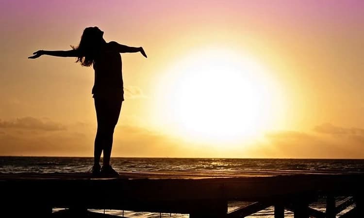 ಜೀವನದ ಸಂತೋಷ ದಾನದಲ್ಲಿ ಅಡಗಿದೆ