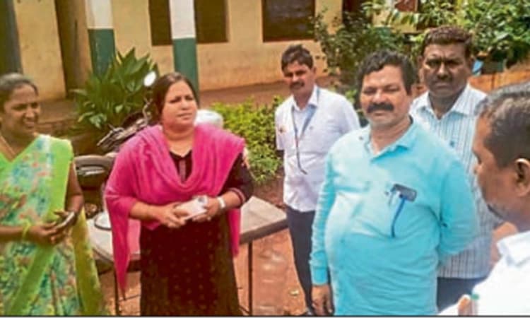 ವಸತಿ ನಿಲಯ ವಿದ್ಯಾರ್ಥಿಗಳಿಗೆ ಜ್ವರ-ಚಿಕಿತ್ಸೆ