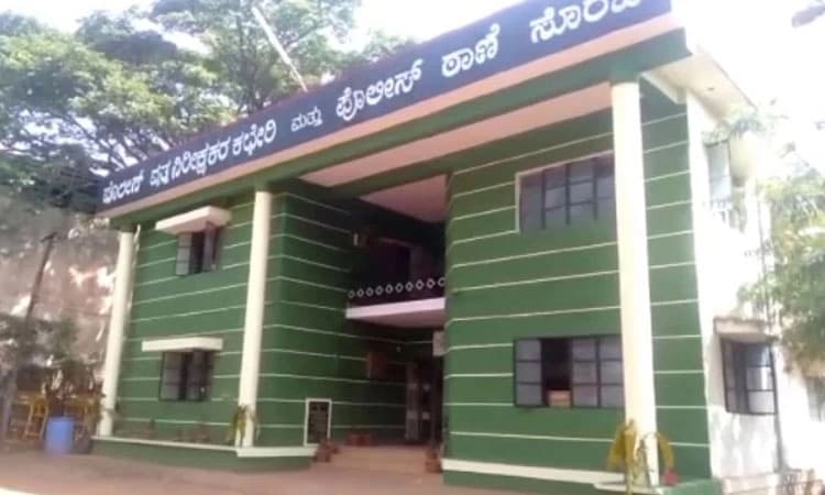 ಸೊರಬ: ಪ್ರೀತಿಸಿದವನನ್ನೇ ಮದುವೆಯಾದಳು; 5 ವರ್ಷದ ಬಳಿಕ ಮಗುವಿನೊಂದಿಗೆ ನೇಣಿಗೆ ಶರಣಾದಳು