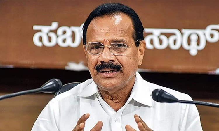 BJP: ಅಶಿಸ್ತಿನ ವಿರುದ್ಧ ಹೈಕಮಾಂಡ್‌ ಕ್ರಮ ಕೈಗೊಳ್ಳಲಿ: ಡಿವಿಎಸ್‌