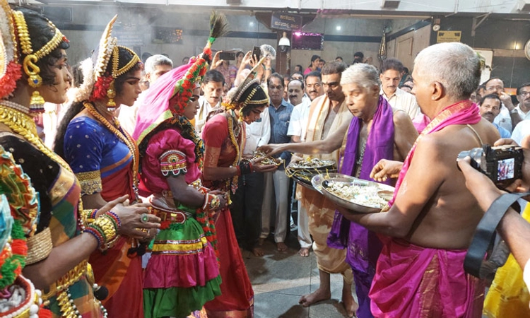 Yakshagana; ಕಟೀಲು ದೇಗುಲದ ಆರು ಮೇಳಗಳ ತಿರುಗಾಟ ಆರಂಭ