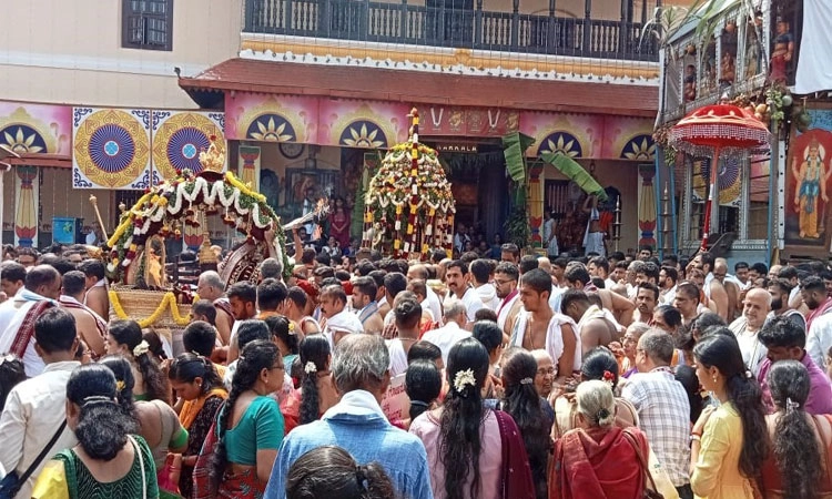 Karkala: ಶ್ರೀವೆಂಕಟರಮಣ ದೇವಸ್ಥಾನದಲ್ಲಿ ಲಕ್ಷ ದೀಪೋತ್ಸವ ಸಡಗರ