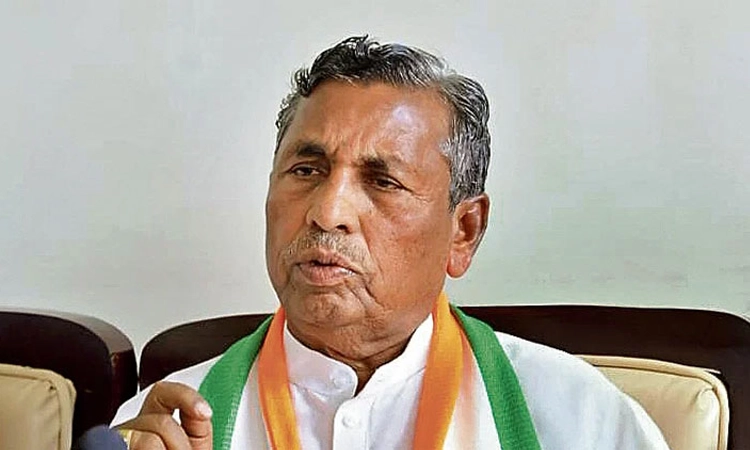 Karnataka: ಅನರ್ಹರ ಕಾರ್ಡ್‌ ಮಾತ್ರ ಎಪಿಎಲ್‌ಗೆ: ಮುನಿಯಪ್ಪ