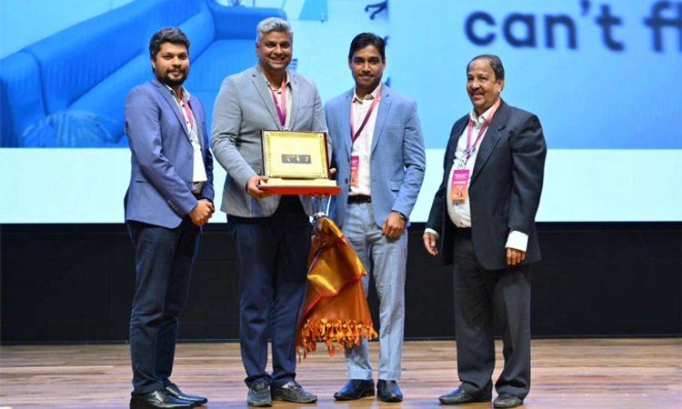 Vertex Workspace ಸಂಸ್ಥೆಗೆ ಬೆಸ್ಟ್ ಇನ್ನೋವೇಟಿವ್ ಎಂಟರ್‌ಪೈಸ್ ಅವಾರ್ಡ್