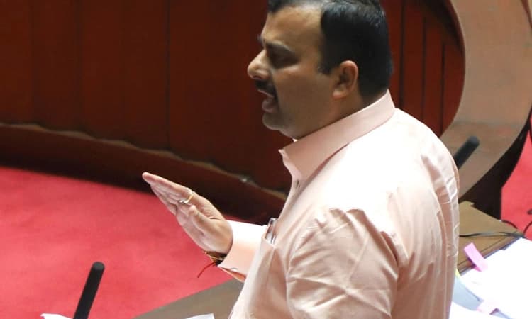 ವಿದ್ಯುತ್‌ ಚಾಲಿತ ವಾಹನ: ರೀಚಾರ್ಜ್‌ ಕೇಂದ್ರಗಳ ಸ್ಥಾಪನೆ: ಸುನಿಲ್‌