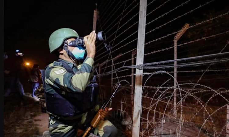 ಸಹೋದ್ಯೋಗಿಗಳ ಮೇಲೆ ಗುಂಡಿನ ದಾಳಿ ನಡೆಸಿದ ಬಿಎಸ್ ಎಫ್ ಸಿಬ್ಬಂದಿ: 4 ಯೋಧರ ಸಾವು