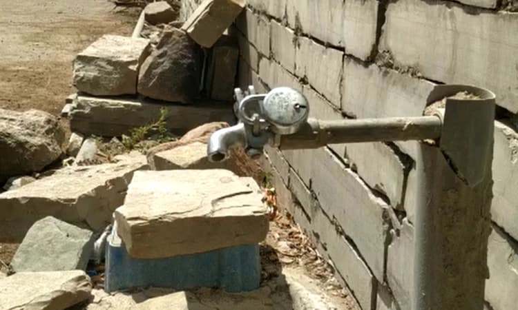 ಜಲ ಮೂಲಗಳಿಗೆ ಸೀಲ್ಡೌನ್ ! ಉಚಿತ ನೀರು ಗಗನಕುಸುಮ ?