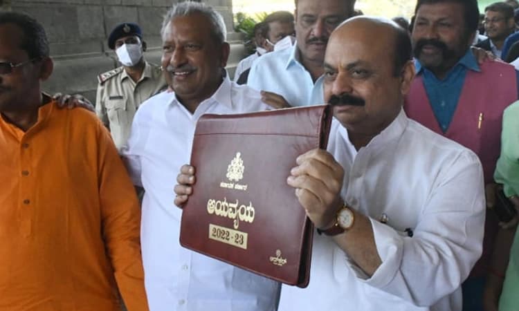 ಸಿಎಂ ಬೊಮ್ಮಾಯಿಯವರ ಚೊಚ್ಚಲ ಬಜೆಟ್ ಬಗ್ಗೆ ಜನ ಏನಂತಾರೆ ?