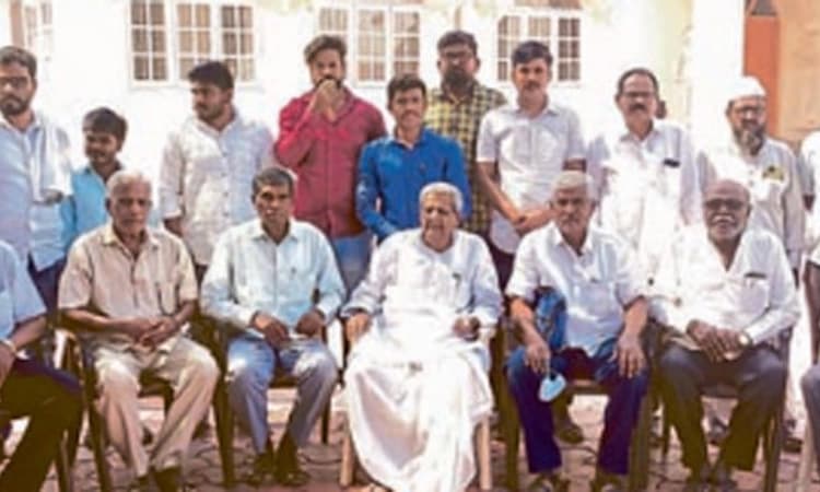 ಆರೋಗ್ಯ ಸಚಿವ ಸುಧಾಕರ ಕ್ಷಮೆಯಾಚನೆಗೆ ಆಗ್ರಹ