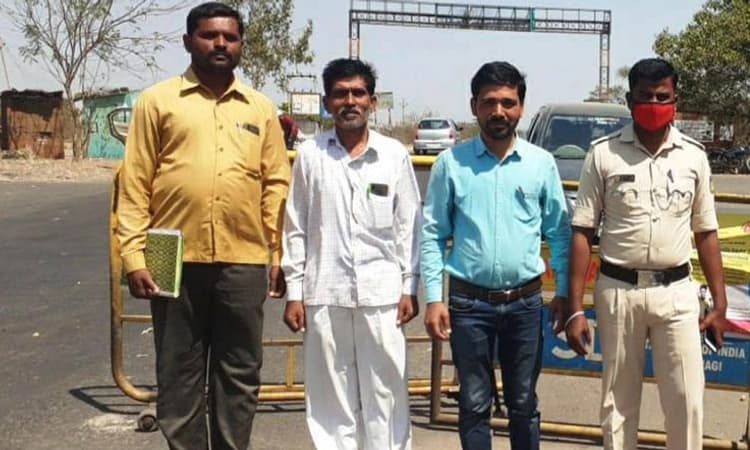 ಹಕ್ಕಿ ಜ್ವರ ಭೀತಿಗೆ ಆಳಂದ ತಾಲೂಕು ಗಡಿಯಲ್ಲಿ ಕಟ್ಟೆಚರ