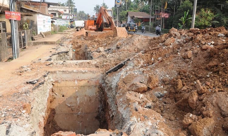 ವಾರಾಹಿಯಿಂದ ನೀರು ಪೂರೈಕೆ : 271 ಕಿ. ಮೀ. ಪೈಪ್‌ಲೈನ್‌