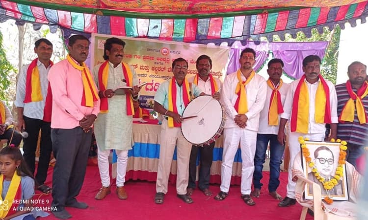 ಗಡಿಭಾಗದ ಜಾನಪದ ಕಲಾವಿದರ ಬೆಳೆಸಿ