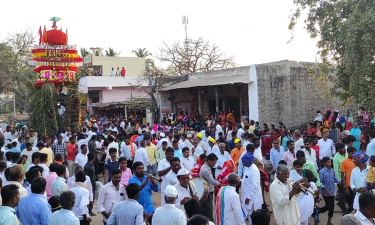 ದೋಟಿಹಾಳ : ವೈಭವದ ಶ್ರೀ ಬನಶಂಕರಿದೇವಿಯ ರಥೋತ್ಸವ