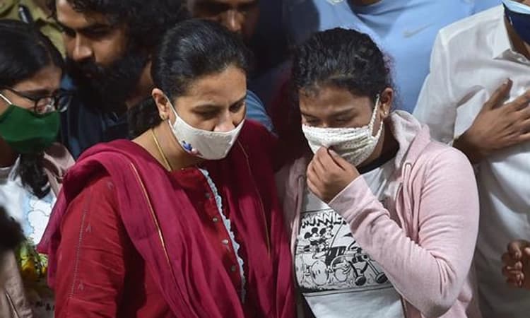 ಪುನೀತ್ ರಾಜ್ ಕುಮಾರ್ ಪತ್ನಿ ಅಶ್ವಿನಿ ತಂದೆ ರೇವನಾಥ್ ವಿಧಿವಶ