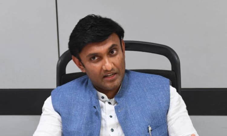 ಆಂಬ್ಯುಲೆನ್ಸ್ ಹೊಸ ರೂಪ; ಆರೋಗ್ಯ ಕವಚ-108 ಉನ್ನತೀಕರಣ: ಡಾ.ಕೆ.ಸುಧಾಕರ್