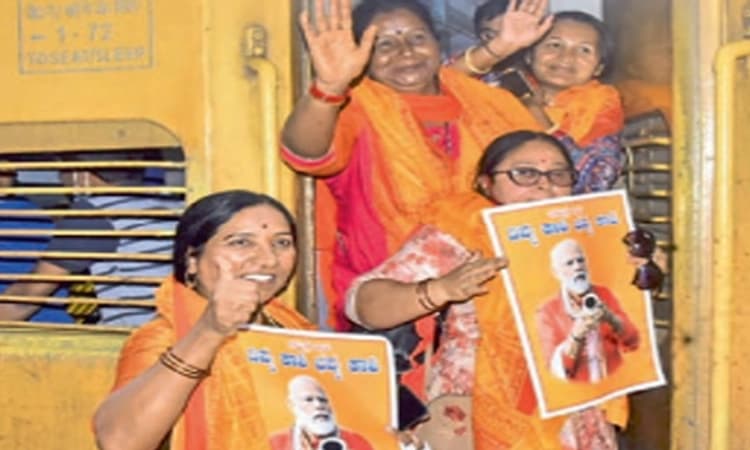 ಕಾಶಿ-ಅಯೋಧ್ಯೆಯ ಅಭಿವೃದ್ಧಿ ಸಂಸ್ಕೃತಿ ಪುನರುತ್ಥಾನದ ಸಂಕೇತ; ಜೋಶಿ