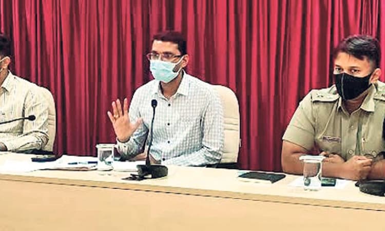 ಹೈಕೋರ್ಟ್‌ ಮಧ್ಯಾಂತರ ಆದೇಶ ಯಥಾವತ್‌ ಜಾರಿ: ಜಿಲ್ಲಾಧಿಕಾರಿ