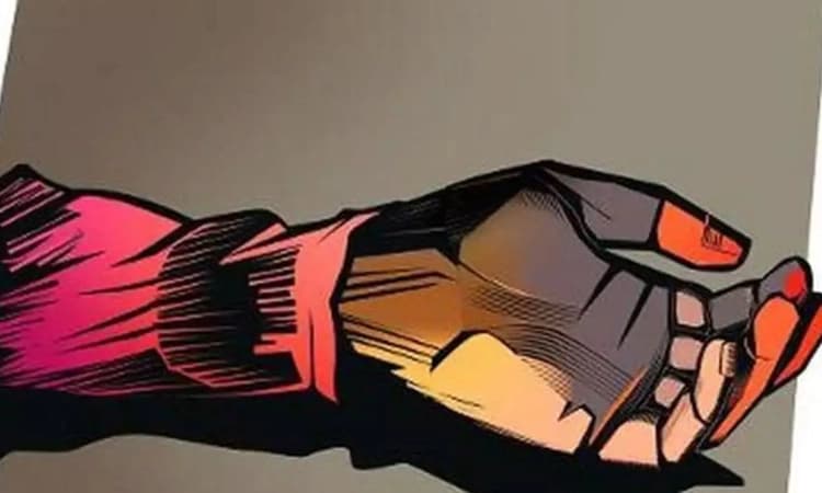 ಕಳ್ಳತನದ ಆರೋಪ: ವಿಡಿಯೋ ಮಾಡಿಟ್ಟು ಮನೆ ಕೆಲಸದ ಮಹಿಳೆ ಆತ್ಮಹತ್ಯೆ!