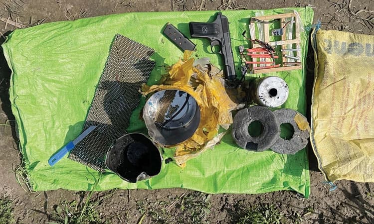 ಪಾಕ್‌ ಡ್ರೋನ್‌ನಲ್ಲಿ ಆರ್‌ಡಿಎಕ್ಸ್‌;ಗುರುದಾಸ್ಪುರ ಬಳಿಯ ಗಡಿಯಲ್ಲಿ ಬಿಎಸ್‌ಎಫ್ ಕಾರ್ಯಾಚರಣೆ