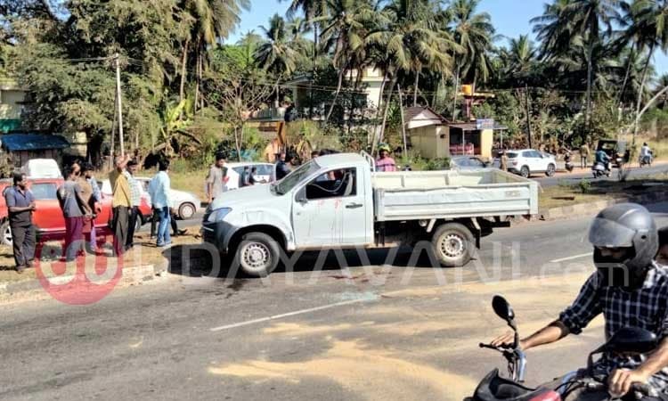 ಕಟಪಾಡಿ: ರಾಷ್ಟೀಯ ಹೆದ್ದಾರಿ 66 ರಲ್ಲಿ ವಾಹನ ಪಲ್ಟಿ; ಇಬ್ಬರಿಗೆ ಗಾಯ