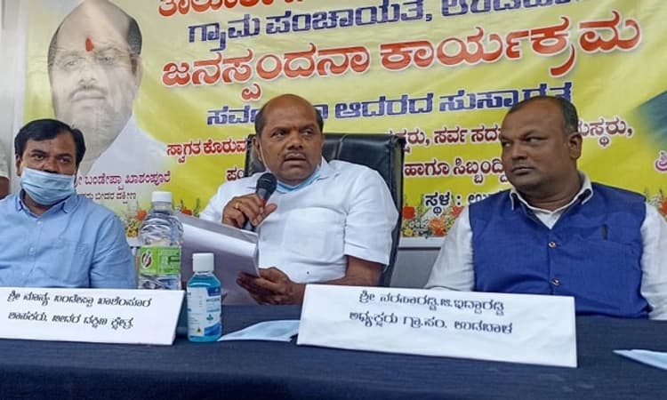 ಅಧಿಕಾರಿಗಳು ಜನರ ಸಮಸ್ಯೆಗೆ ಸ್ಪಂದಿಸಲಿ: ಖಾಶೆಂಪುರ್‌