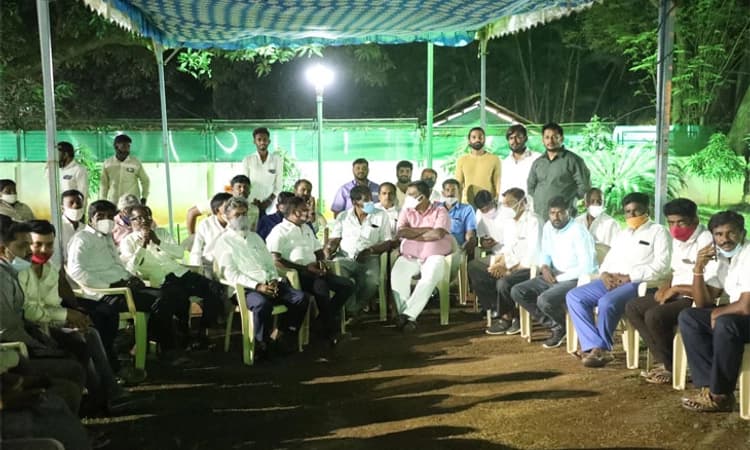 ಹೊಸಕೋಟೆ: ಶರತ್ ಬಚ್ಚೇಗೌಡ ವಿರುದ್ಧ ಸಿಡಿದೆದ್ದ ಮೂಲ ಕಾಂಗ್ರೆಸ್ಸಿಗರು