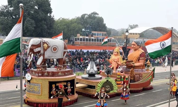 ಗಣರಾಜ್ಯೋತ್ಸವ ಪರೇಡ್: ರಾಜ್ಯದ ಕರಕುಶಲ ವಸ್ತುಗಳ ಆಧಾರಿತ ಸ್ತಬ್ಧಚಿತ್ರಕ್ಕೆ ಎರಡನೇ ಸ್ಥಾನ