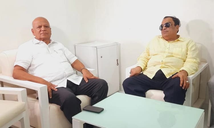 ಎಸ್.ಆರ್.ಪಾಟೀಲ್ ಭೇಟಿಯಾದ ಇಬ್ರಾಹಿಂ: ‘ಅಲಿಂಗ ಚಳವಳಿ’ ವಿಜಯಪುರದಿಂದ ಆರಂಭ !