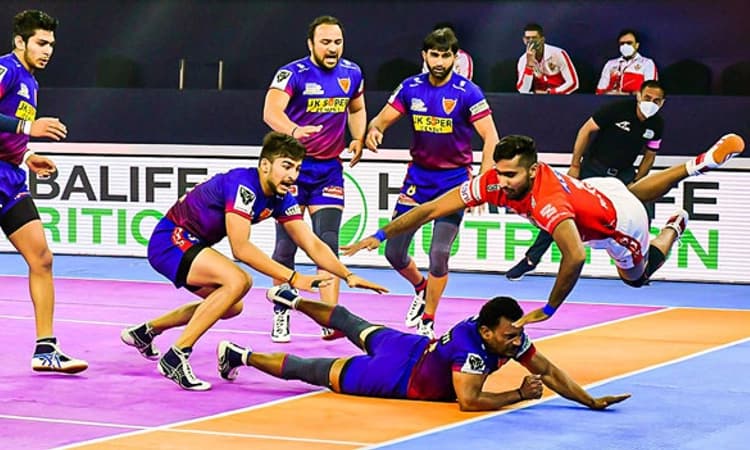 ಪ್ರೊ ಕಬಡ್ಡಿ: ಮರಳಿ ಅಗ್ರಸ್ಥಾನ ಅಲಂಕರಿಸಿದ ದಬಾಂಗ್‌ ದಿಲ್ಲಿ