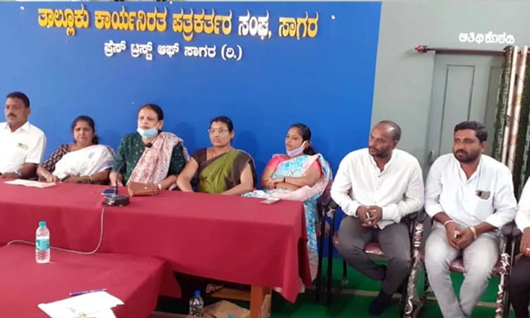 ಲಘು ಮಾತು ವಾಪಸ್ ಪಡೆಯಲಿ: ಹಾಲಪ್ಪ ವಿರುದ್ದ ಕಾಗೋಡು ಪುತ್ರಿಯ ಆಕ್ರೋಶ