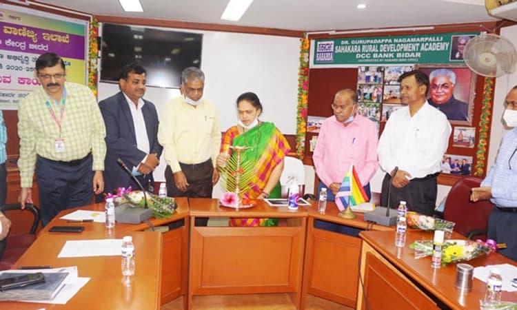 ಉದ್ಯೋಗ ಸೃಜನೆಗೆ ಕೈಗಾರಿಕೆ ನೀತಿ ಪೂರಕ