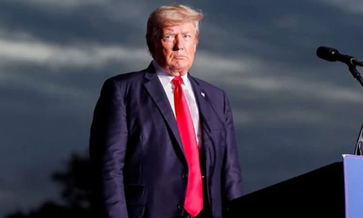ಸೋತ ಹತಾಶೆಯಲ್ಲಿ ಮತಯಂತ್ರಗಳನ್ನು ವಶಪಡಿಸಲು ಮುಂದಾಗಿದ್ದ ಡೊನಾಲ್ಡ್ ಟ್ರಂಪ್