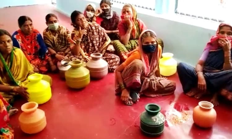 ಆನೆಹೊಸೂರು ಗ್ರಾಪಂಗೆ ಮುತ್ತಿಗೆ