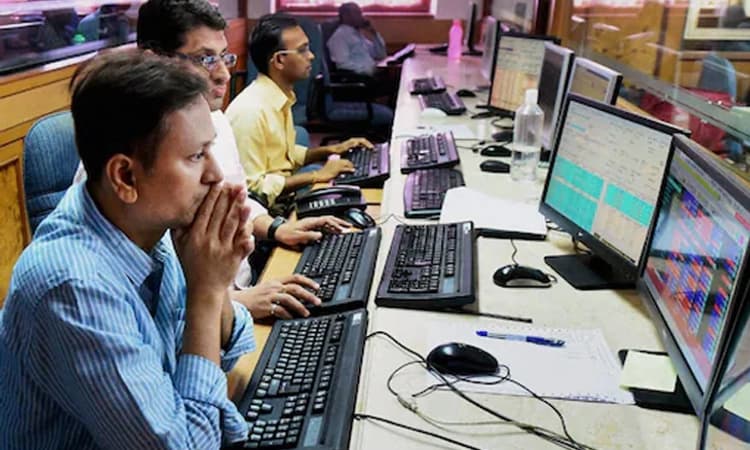 ಮುಂಬಯಿ ಷೇರುಪೇಟೆ ಸೆನ್ಸೆಕ್ಸ್ 656 ಅಂಕ ಇಳಿಕೆ, 18,000ಕ್ಕಿಂತ ಕೆಳಕ್ಕೆ ಕುಸಿದ ನಿಫ್ಟಿ