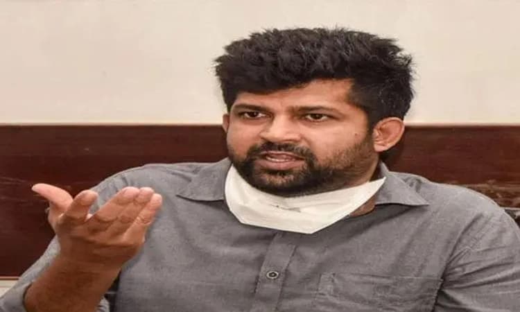 ಲಾಕ್ ಡೌನ್, ಕರ್ಫ್ಯೂ ತೆಗೆಯಿರಿ: ಸರಕಾರದ ವಿರುದ್ಧವೇ ಸಿಂಹ ಘರ್ಜನೆ !