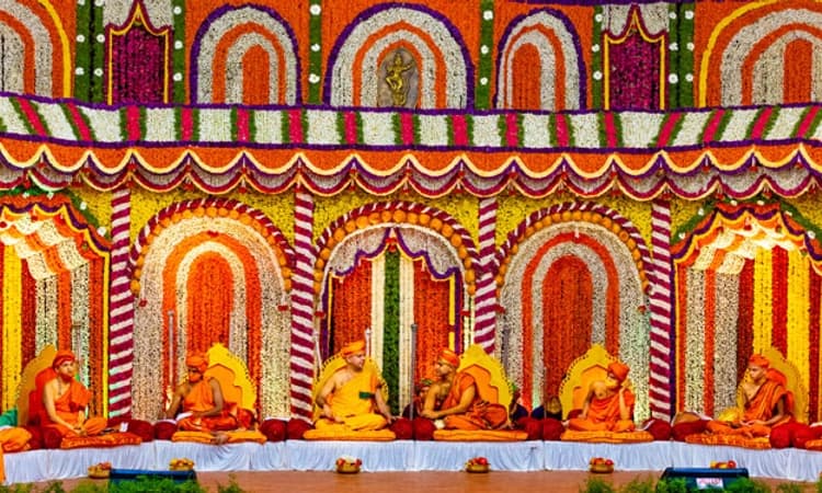 ಭಕ್ತಿ, ಜ್ಞಾನ, ಮುಕ್ತಿ ಪರ್ಯಾಯ ಪೂಜೆಯ ಸಂದೇಶ; ನಿರ್ಗಮನ ಅದಮಾರು ಶ್ರೀಗಳು