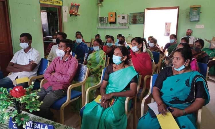 ಮಹಿಳೆಯರು ಸ್ವ ಉದ್ಯೋಗ ಕೈಗೊಂಡು ಅಭಿವೃದ್ದಿ ಹೊಂದಿ: ರಾಜು