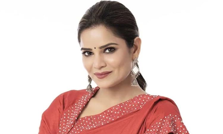 ಭಯಗೊಳ್ಳದೆ ಚುನಾವಣೆ ಎದುರಿಸಿ: ಅರ್ಚನಾಗೆ ಧೈರ್ಯ ತುಂಬಿದ ಪ್ರಿಯಾಂಕಾ ಗಾಂಧಿ