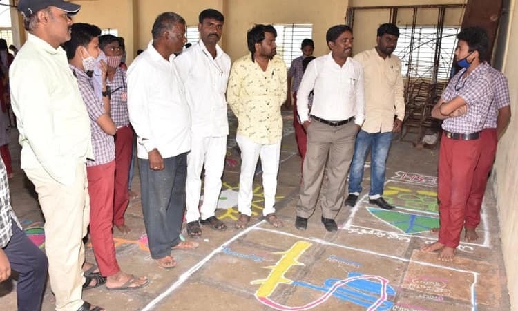 ವಿದ್ಯಾರ್ಥಿಗಳಲ್ಲಿ ವೈಜ್ಞಾನಿಕ ಮನೋಭಾವ ಅಗತ್ಯ