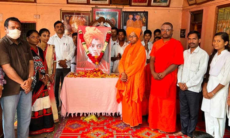 ಹಿರೇಮಠದಲ್ಲಿ ಸ್ವಾಮಿ ವಿವೇಕಾನಂದ ಜಯಂತಿ