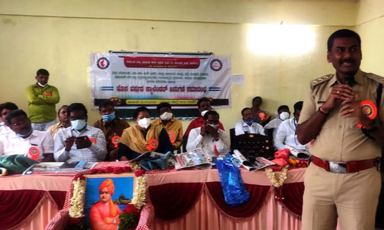 ರಸ್ತೆ ನಿಯಮ ಕಡ್ಡಾಯವಾಗಿ ಪಾಲಿಸಿ: ಹೀರಾ